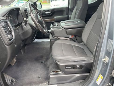 Used 2019 Chevrolet Silverado 1500 LT w/ Convenience Package AWD/4WD image 8
