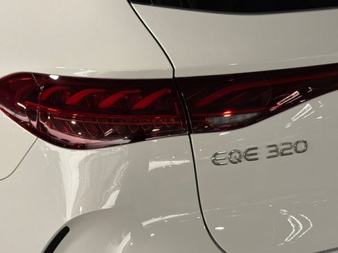 New 2027 Mercedes-Benz EQE 320 4MATIC SUV image 27