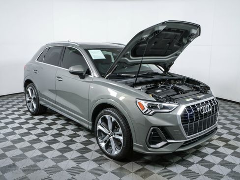 Used 2019 Audi Q3 2.0T Premium Plus w/ Premium Plus Package AWD/4WD image 35