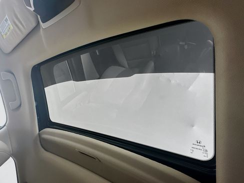 Used 2016 Honda CR-V Touring image 25
