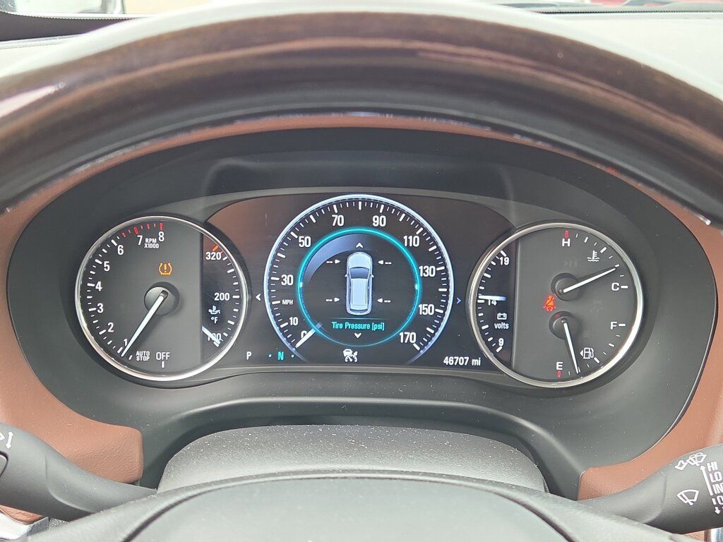 Used 2018 Buick Enclave Avenir w/ Avenir Technology Package FWD image 23
