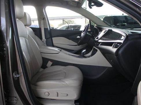 Used 2018 Buick Envision Premium w/ Driver Confidence Package image 25