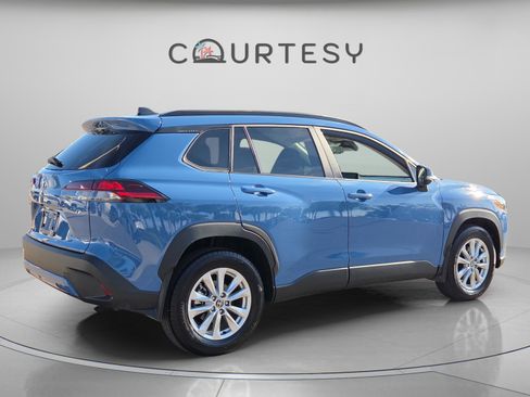 Certified 2026 Toyota Corolla Cross LE w/ Moonroof Package image 6