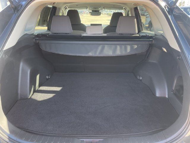 Used 2025 Toyota RAV4 XLE AWD/4WD image 26