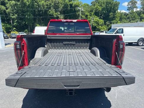 New 2026 GMC Sierra 2500 AT4 w/ AT4 Premium Plus Package AWD/4WD image 14
