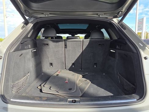 Used 2019 Audi SQ5 Prestige w/ Prestige Package image 15