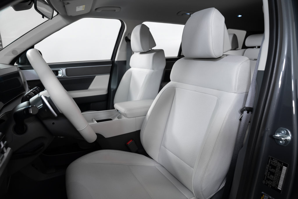 Certified 2026 Hyundai Santa Fe SE FWD image 21