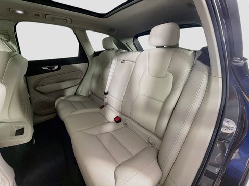 Certified 2023 Volvo XC60 B5 Plus w/ Protection Package Premier AWD/4WD image 25