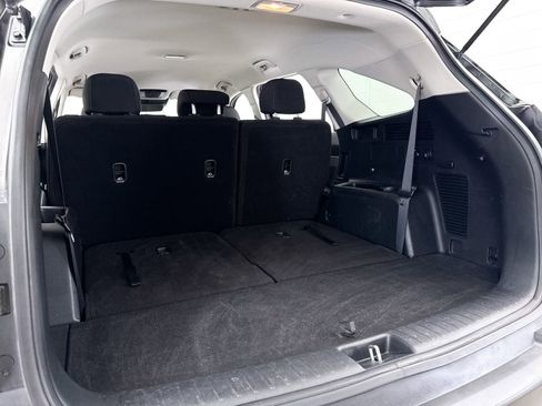 Used 2023 Kia Sorento LX image 33