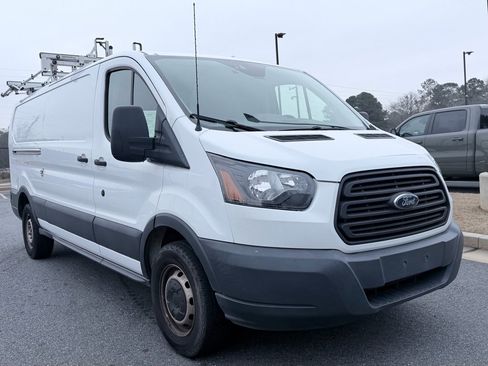 Used 2018 Ford Transit 250 148 Low Roof image 2