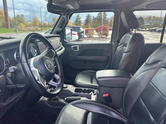 Used 2023 Jeep Wrangler Unlimited Sahara w/ Cold Weather Group AWD/4WD image 11