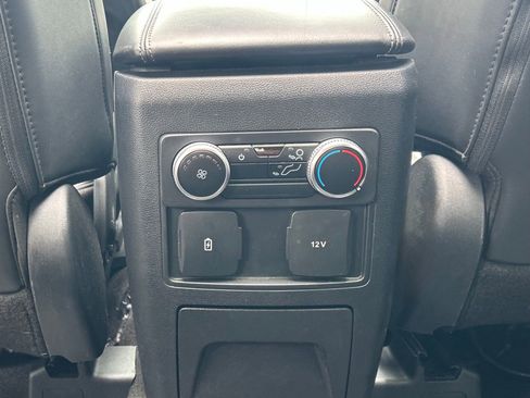Used 2024 Ford Explorer XLT w/ Equipment Group 202A AWD/4WD image 26