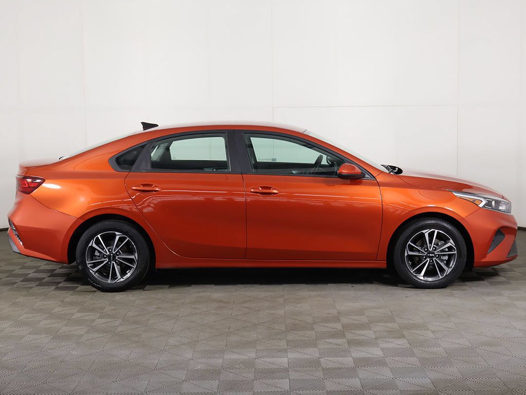 Certified 2023 Kia Forte LXS FWD image 16