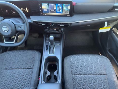 New 2026 Nissan Kicks SV image 16