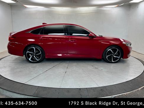 Used 2019 Honda Accord Sport image 6