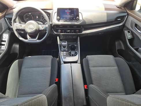 Used 2023 Nissan Rogue SV FWD image 15