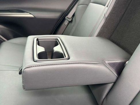 Certified 2023 Toyota Venza Nightshade image 14