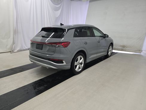 Used 2024 Audi Q4 e-tron Premium w/ Convenience Package image 2