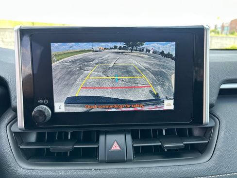 Certified 2025 Toyota RAV4 XLE w/ Convenience Package AWD/4WD image 19