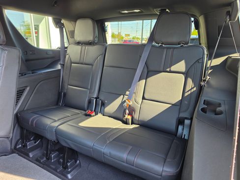 Used 2023 Chevrolet Tahoe RST AWD/4WD image 12