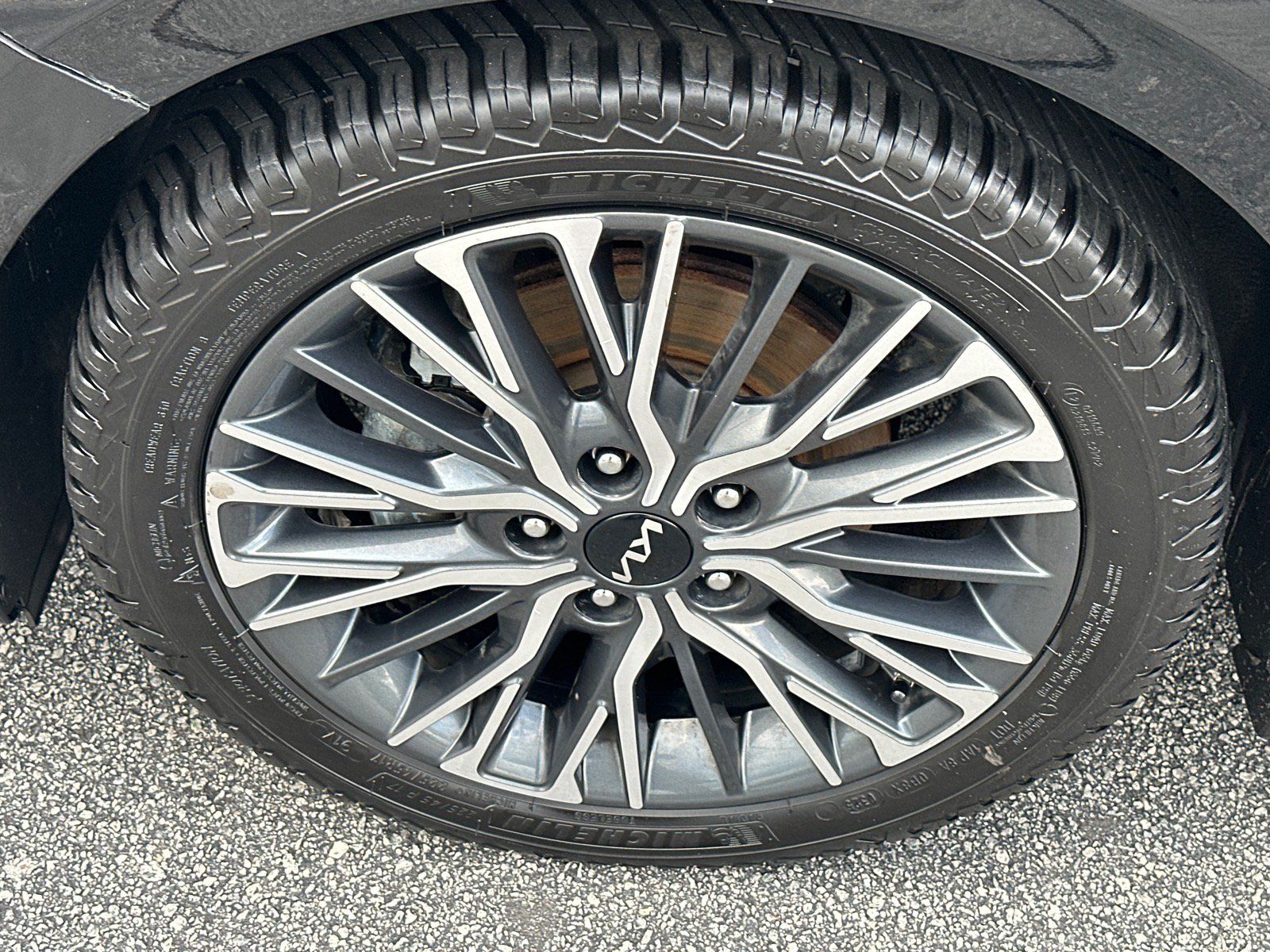 Used 2023 Kia Forte GT-Line FWD image 7