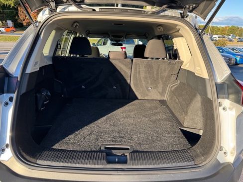 Certified 2023 Nissan Rogue SV image 10