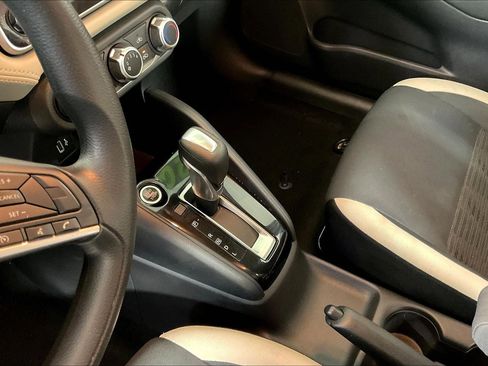 Certified 2020 Nissan Versa SV image 18