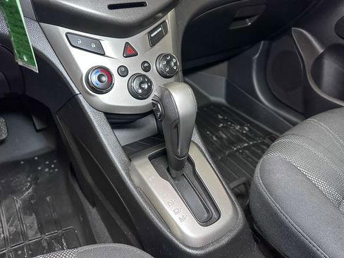Used 2015 Chevrolet Sonic LT image 24