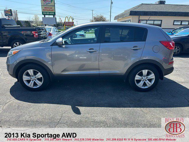 Used 2013 Kia Sportage LX AWD/4WD image 9
