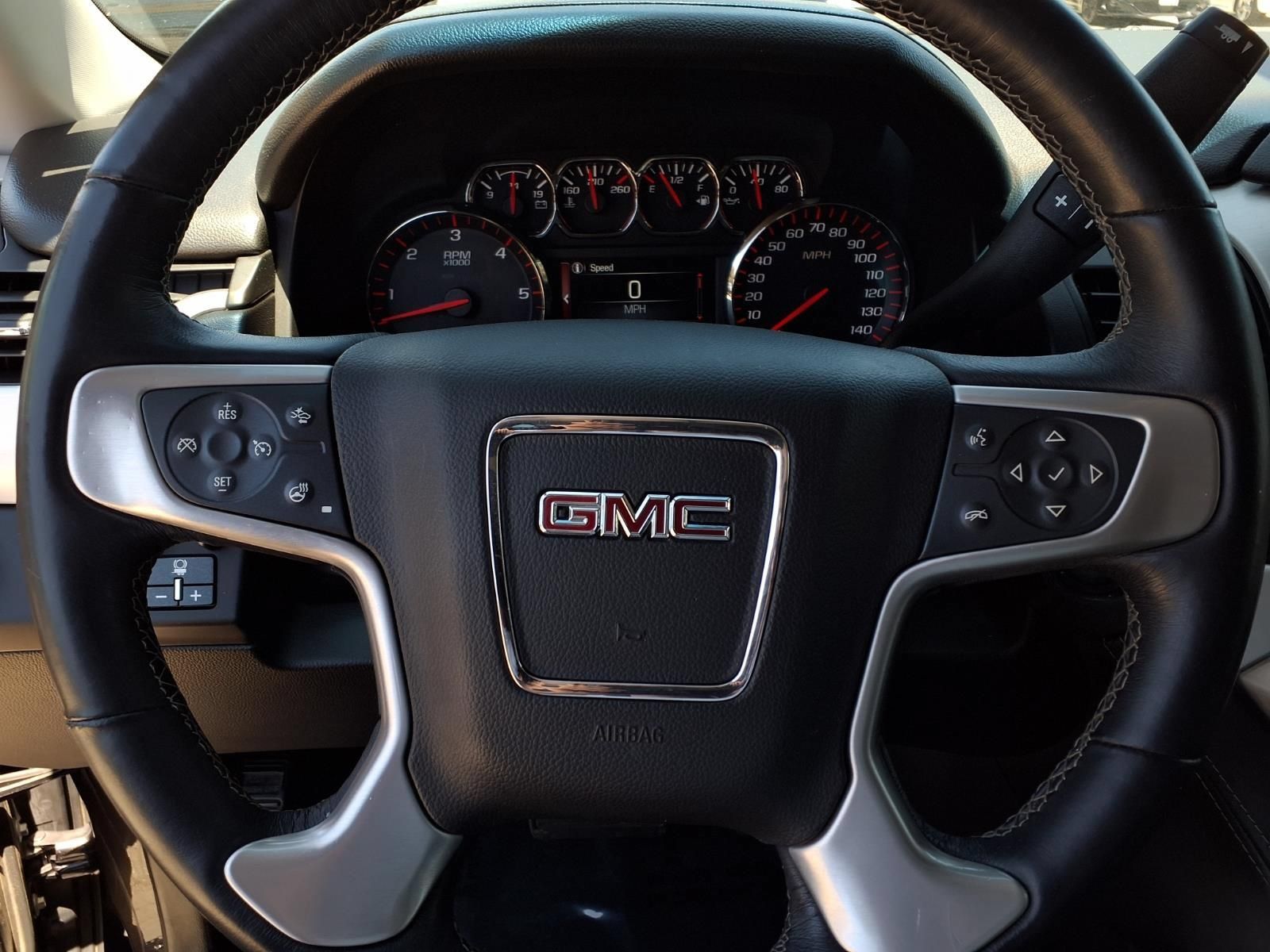 Used 2016 GMC Yukon XL SLT w/ HD Trailering Package RWD image 12