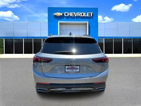 Used 2025 Buick Envision Sport Touring AWD/4WD image 4
