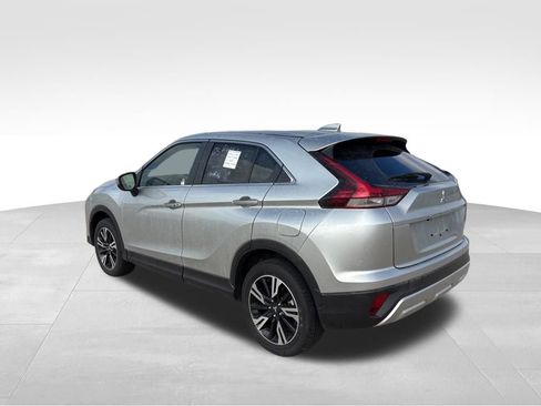 Used 2025 Mitsubishi Eclipse Cross SE image 6