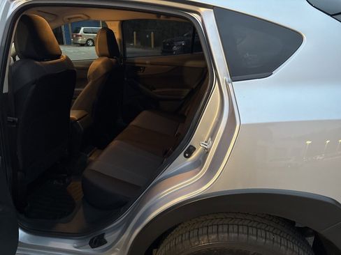 Certified 2023 Subaru Crosstrek 2.0i image 5