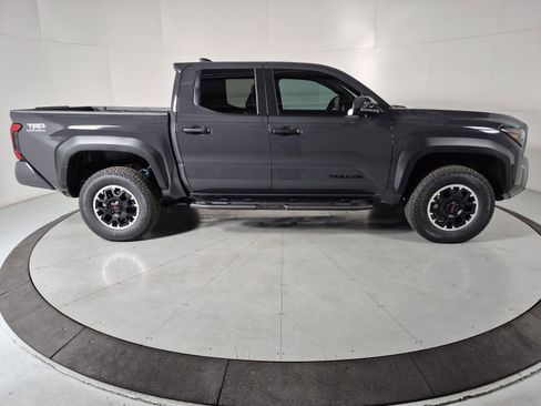 New 2025 Toyota Tacoma SR5 image 6