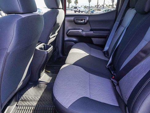 Used 2023 Toyota Tacoma TRD Off-Road w/ Advanced Technology Package image 21