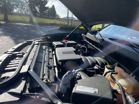 Used 2019 Chevrolet Silverado 1500 RST w/ All-Star Edition image 10