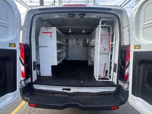 Used 2018 Ford Transit 250 130 Low Roof image 10