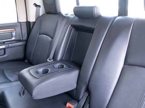 Used 2018 RAM 1500 Laramie w/ Convenience Group AWD/4WD image 21