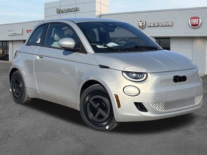 New 2025 FIAT 500 e