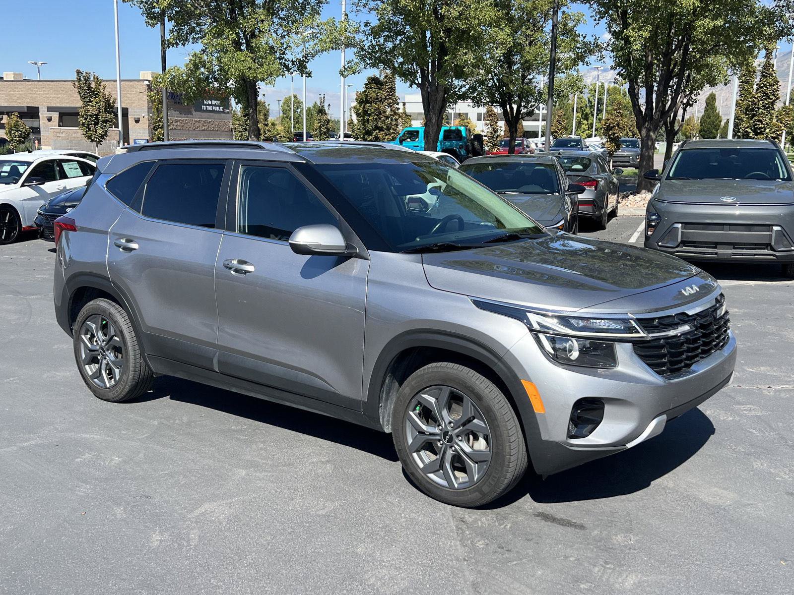 Used 2024 Kia Seltos S AWD/4WD image 13