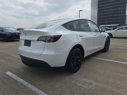 Used 2021 Tesla Model Y Long Range AWD/4WD image 5