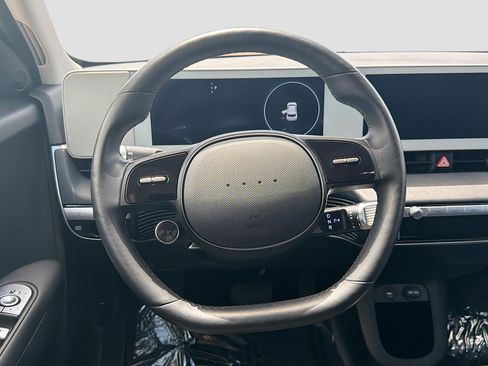Used 2024 Hyundai Ioniq 5 SEL AWD/4WD image 18