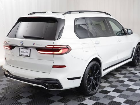 Used 2025 BMW X7 M60i image 19