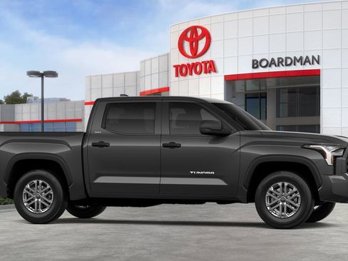New 2026 Toyota Tundra SR5 AWD/4WD image 43