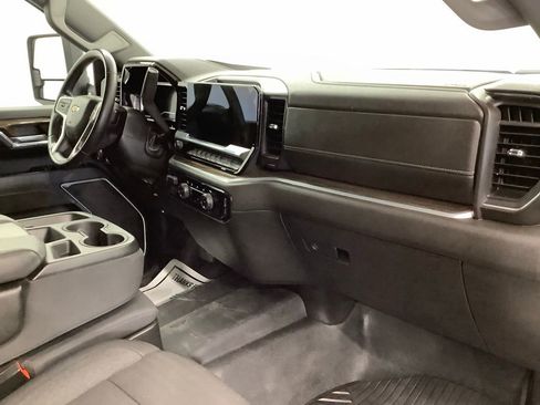 Used 2024 Chevrolet Silverado 2500 LT AWD/4WD image 25