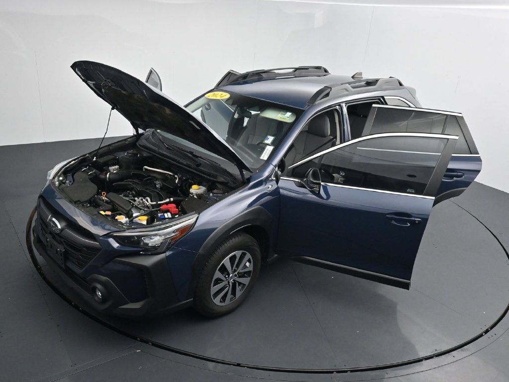 Used 2024 Subaru Outback Premium AWD/4WD image 40