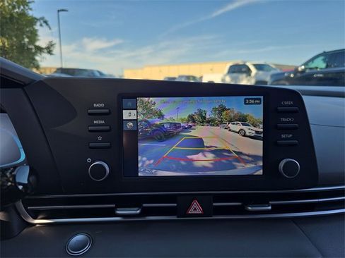 New 2025 Hyundai Elantra Sport image 17