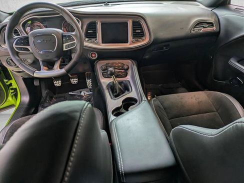 Used 2023 Dodge Challenger SRT Hellcat w/ Driver Convenience Group RWD image 16