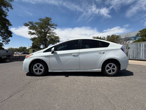 Used 2012 Toyota Prius Two FWD image 8