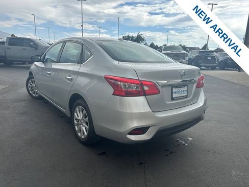 Used 2019 Nissan Sentra SV FWD image 5